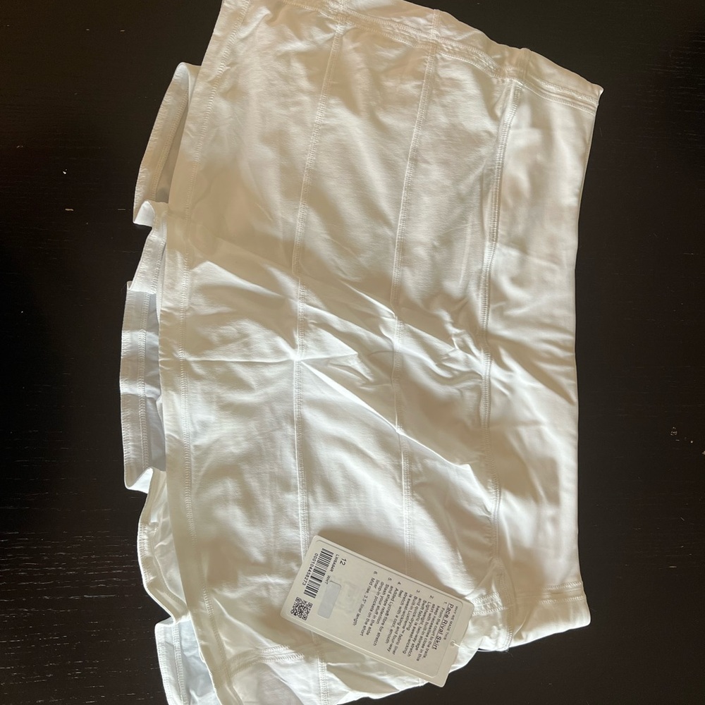 NWT size 12 Lululemon Athletica white pace rival Skirt